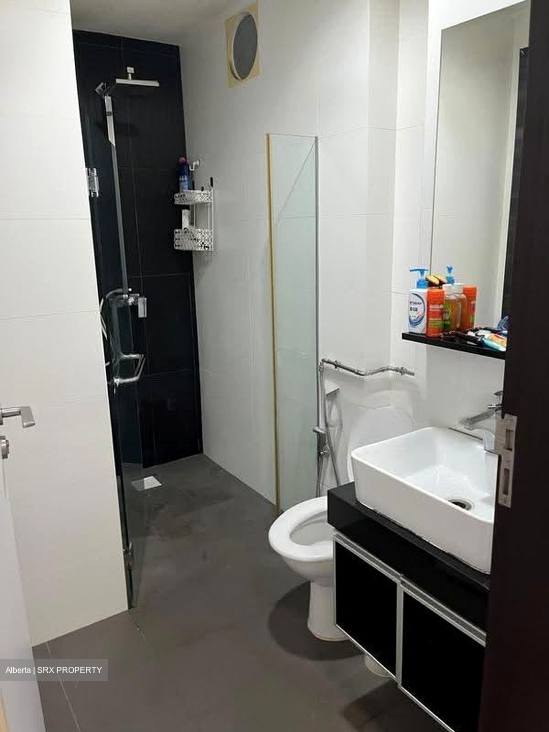 City Loft (D8), Apartment #635400011